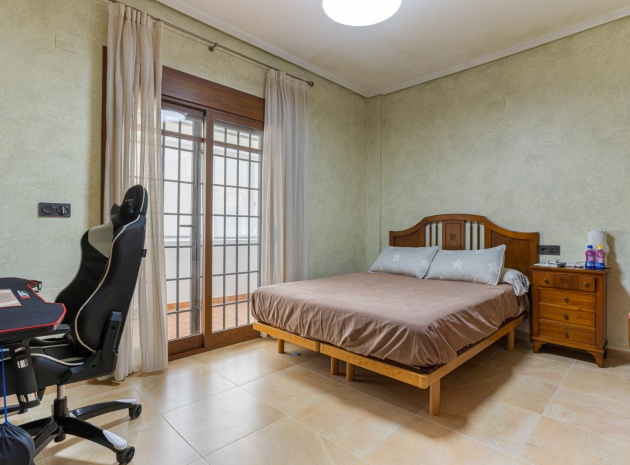 Återförsäljning - Villa - Los Montesinos - La Herrada