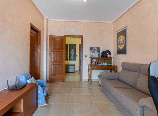 Återförsäljning - Villa - Los Montesinos - La Herrada