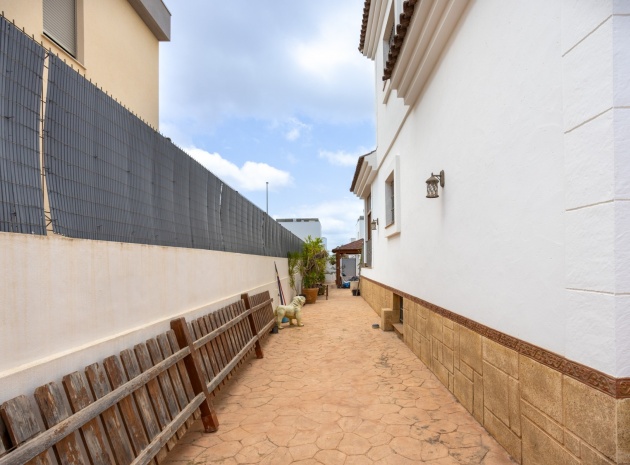 Återförsäljning - Villa - Los Montesinos - La Herrada