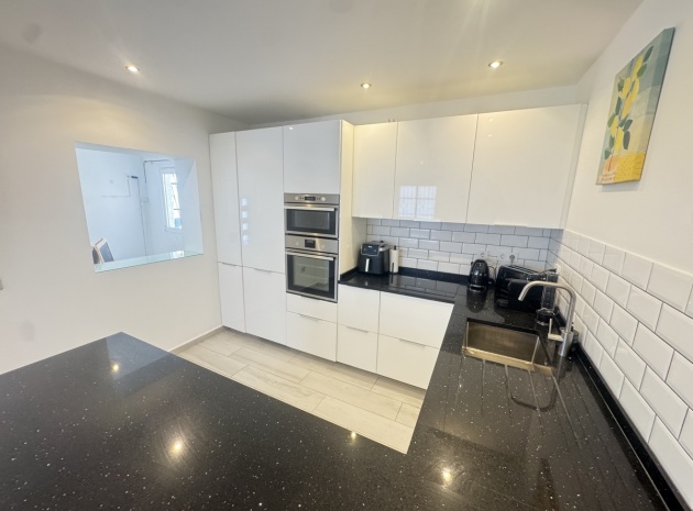 Återförsäljning - Villa - Villamartin - blue lagoon