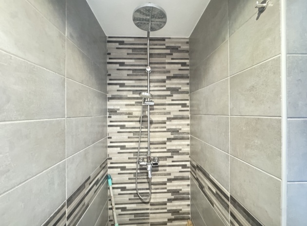 Återförsäljning - Villa - Villamartin - blue lagoon