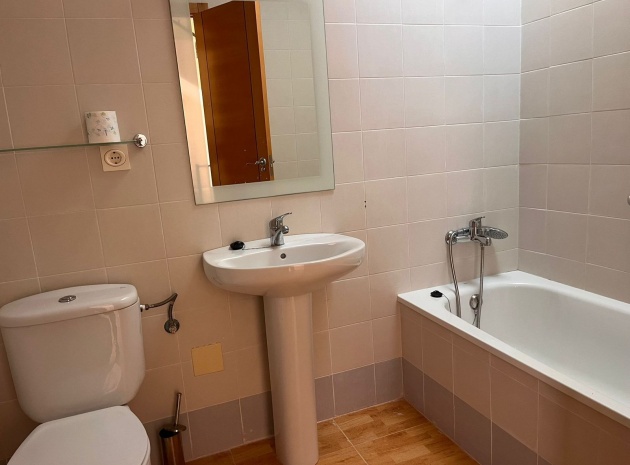 Resale - Townhouse - Ciudad Quesada - Dona Pepa