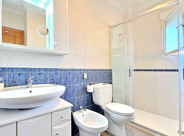 Wederverkoop - Villa - Punta Prima - la campana