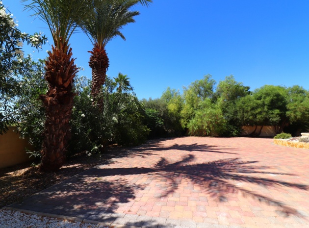 Resale - Villa - Catral