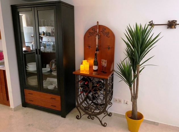 Wiederverkauf - Wohnung - Punta Prima - la entrada