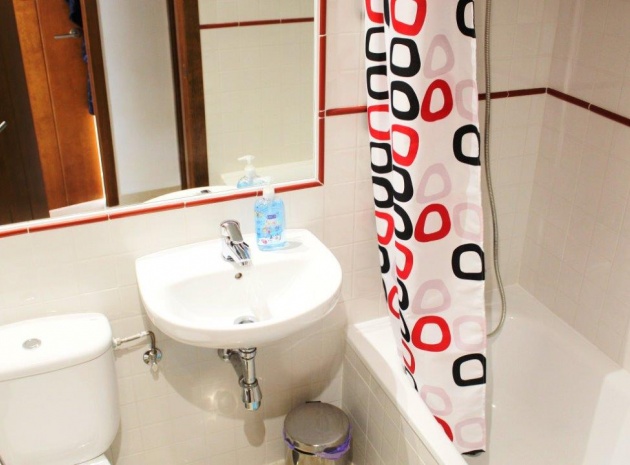 Wiederverkauf - Wohnung - Punta Prima - la entrada