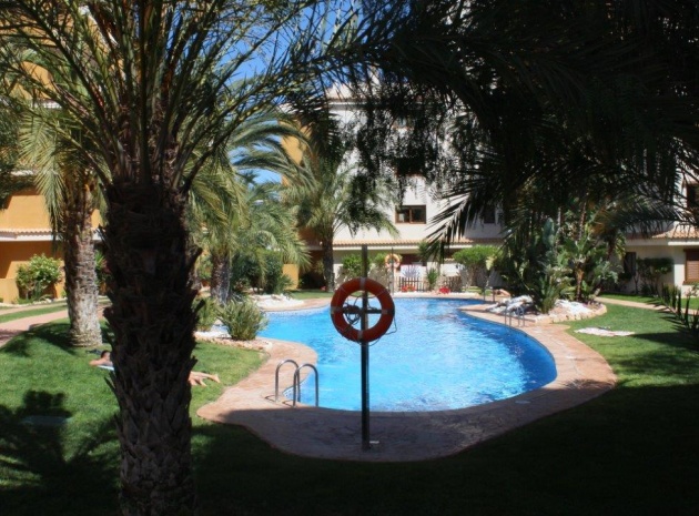 Wiederverkauf - Wohnung - Punta Prima - la entrada