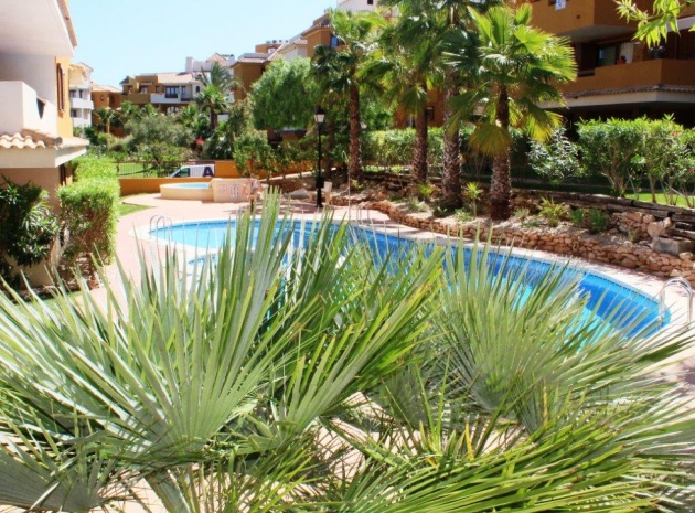 Wiederverkauf - Wohnung - Punta Prima - la entrada