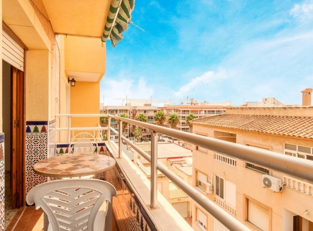 Resale - Apartment - Torrevieja - Beachside Torrevieja
