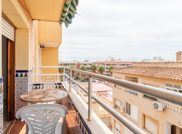 Resale - Apartment - Torrevieja - Beachside Torrevieja