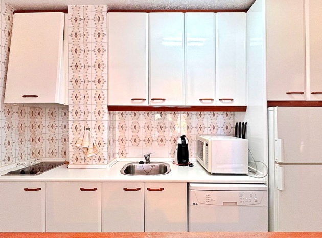 Resale - Apartment - Punta Prima - rocio del mar