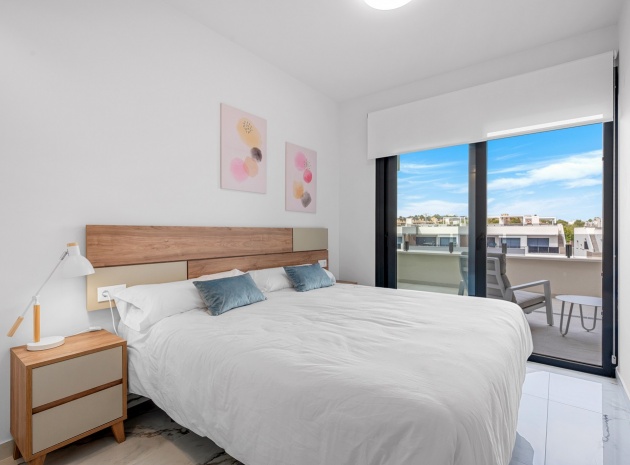 Återförsäljning - Lägenhet - Los Altos - Res. El Amanecer