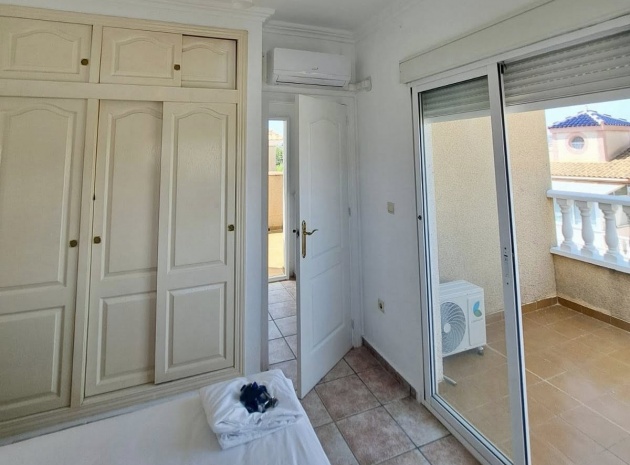 Återförsäljning - Villa - Playa Flamenca - La Pinada