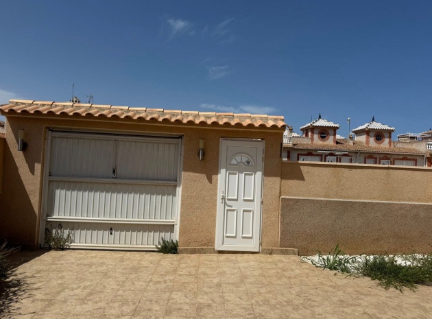 Återförsäljning - Villa - Playa Flamenca - La Pinada