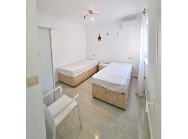 Återförsäljning - Villa - Playa Flamenca - La Pinada