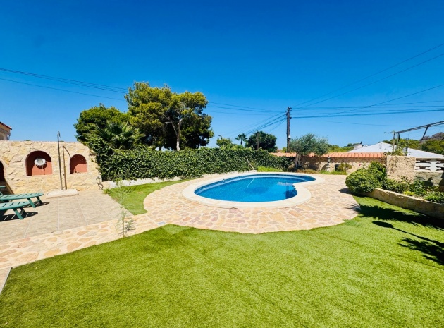 Resale - Villa - Los Balcones