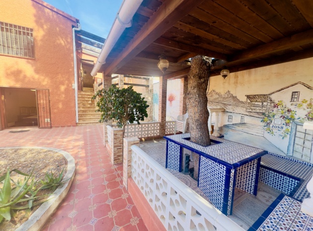 Resale - Villa - Los Balcones