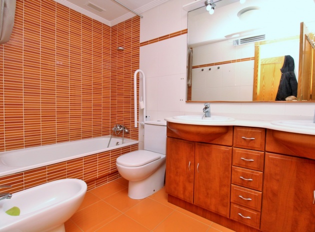 Wederverkoop - Appartement - Playa Flamenca - zeniamar