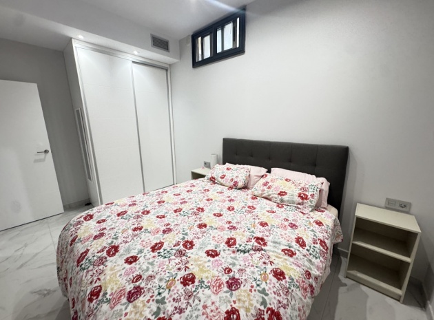 Wederverkoop - Villa - Villamartin - PAU 26