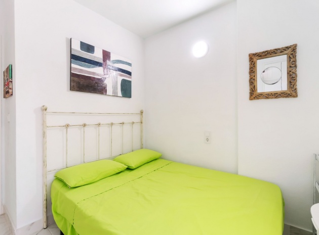 Återförsäljning - Lägenhet - Torrevieja - Nueva Torrevieja