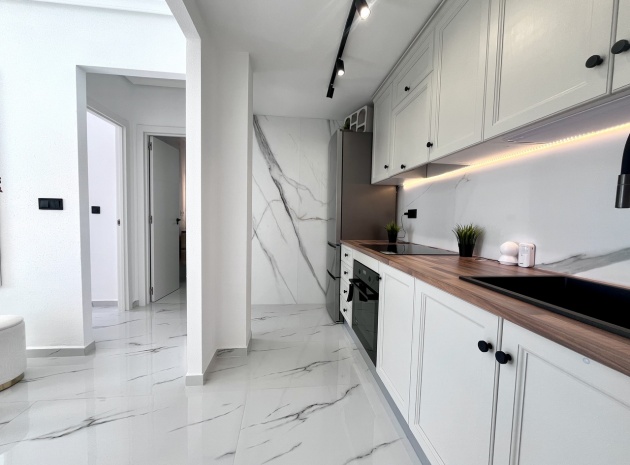 Återförsäljning - Lägenhet - Playa Flamenca - zeniamar