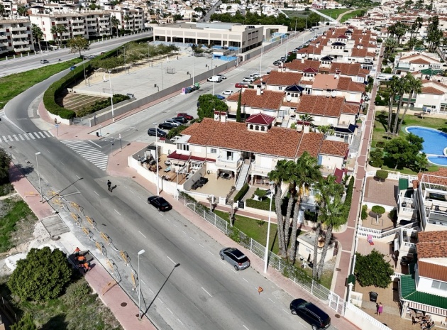 Återförsäljning - Lägenhet - Playa Flamenca - zeniamar