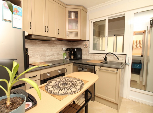 Återförsäljning - Villa - San Miguel de Salinas