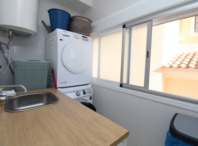 Återförsäljning - Villa - San Miguel de Salinas