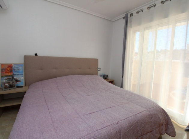 Återförsäljning - Villa - San Miguel de Salinas