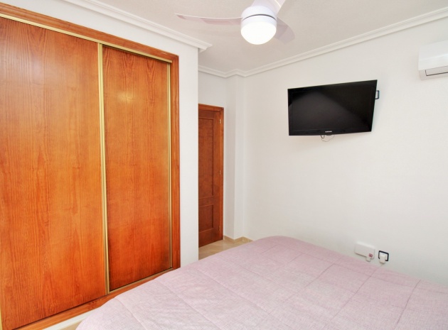 Återförsäljning - Villa - San Miguel de Salinas