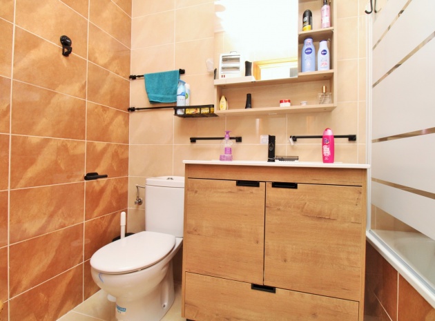 Återförsäljning - Villa - San Miguel de Salinas