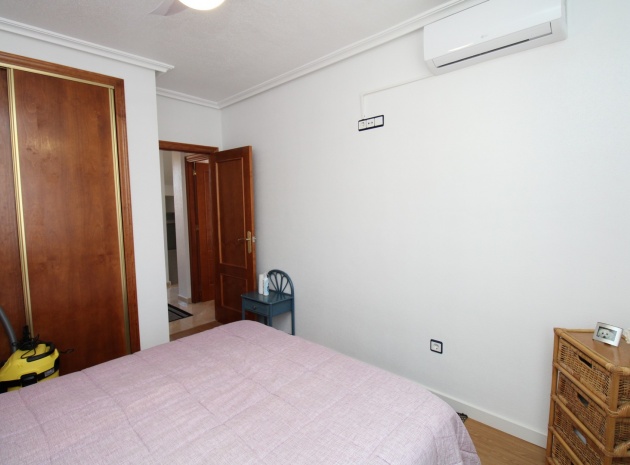 Återförsäljning - Villa - San Miguel de Salinas