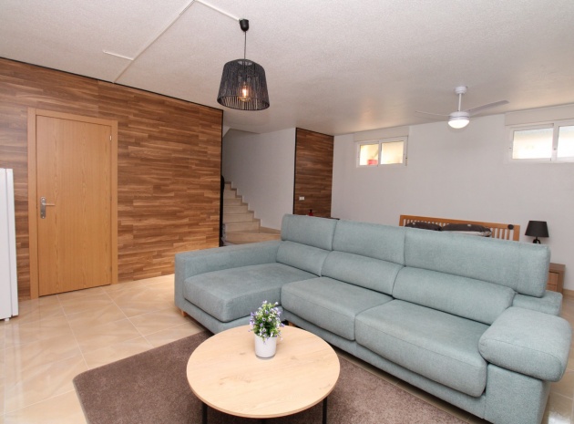 Återförsäljning - Villa - San Miguel de Salinas