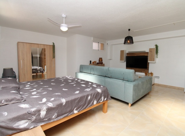 Återförsäljning - Villa - San Miguel de Salinas