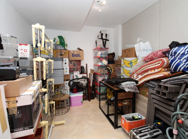 Återförsäljning - Villa - San Miguel de Salinas