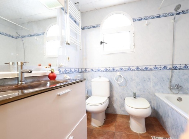 Återförsäljning - Villa - Playa Flamenca - beachside playa flamenca