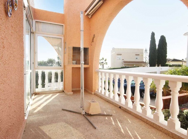 Wiederverkauf - Villa - Villamartin - blue lagoon