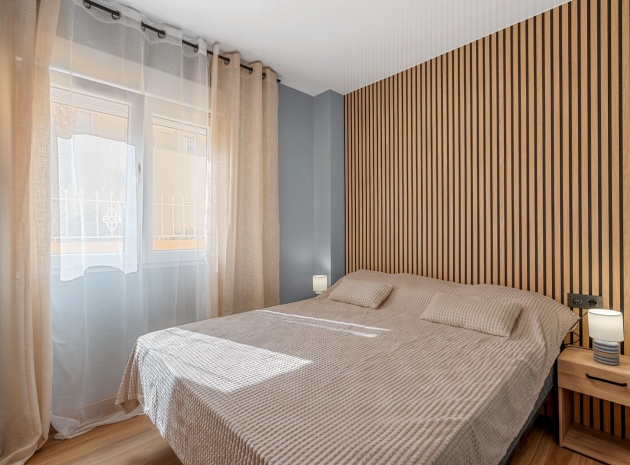 Resale - Apartment - Villamartin - El Galan