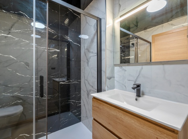 Resale - Apartment - Villamartin - El Galan