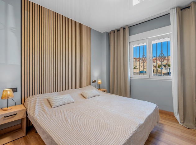 Resale - Apartment - Villamartin - El Galan