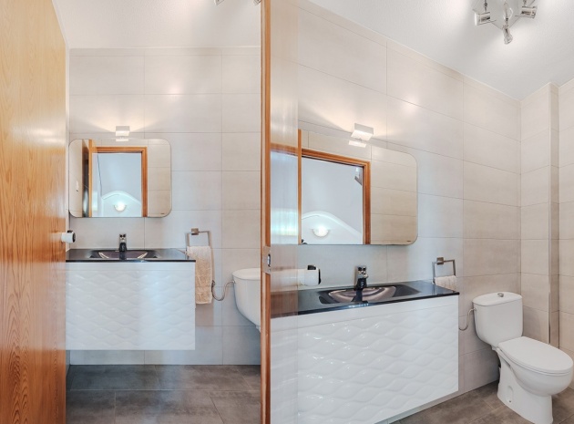 Resale - Townhouse - Villamartin - verdemar