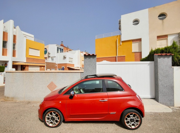 Resale - Villa - Los Altos