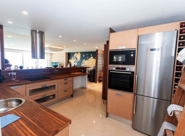 Revente - Appartement - Torrevieja - 1st line to the sea