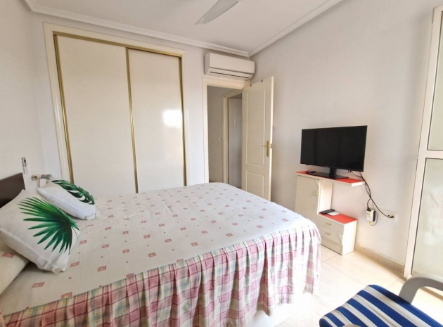 Resale - Apartment - Daya Nueva