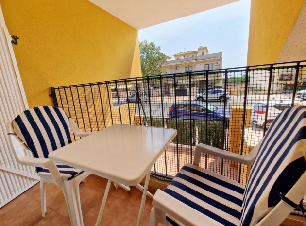 Resale - Apartment - Daya Nueva