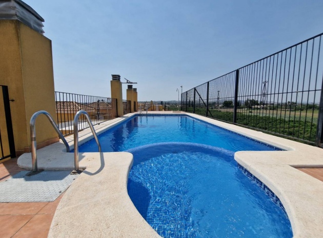 Resale - Apartment - Daya Nueva