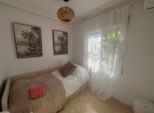 Wederverkoop - Villa - Punta Prima - serena