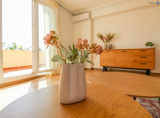 Wederverkoop - Appartement - Punta Prima - Beachside