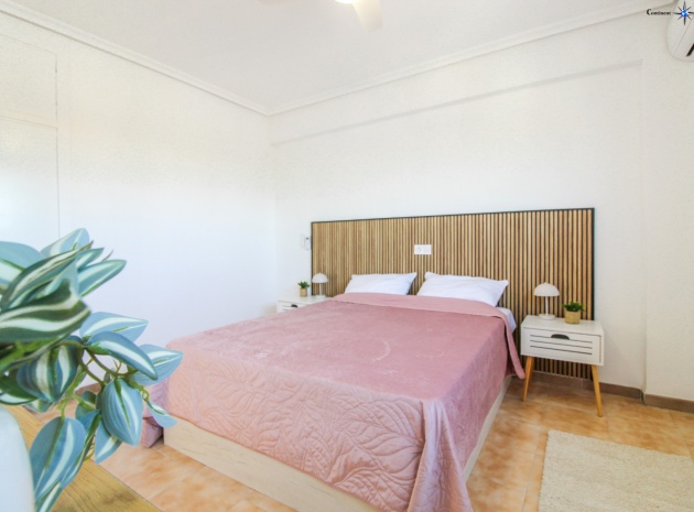 Wederverkoop - Appartement - Punta Prima - Beachside