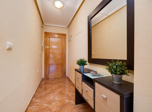 Resale - Apartment - Torrevieja - Beachside Torrevieja